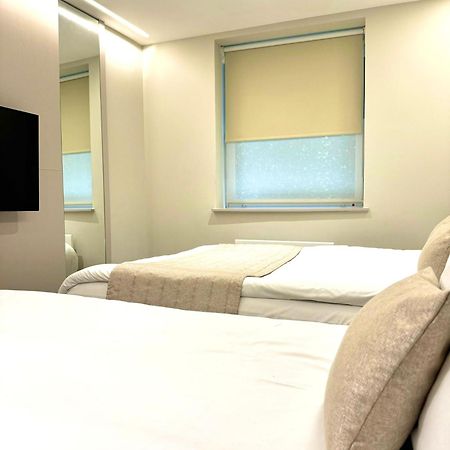 Nox Richmond Aparthotel Richmond  Ngoại thất bức ảnh