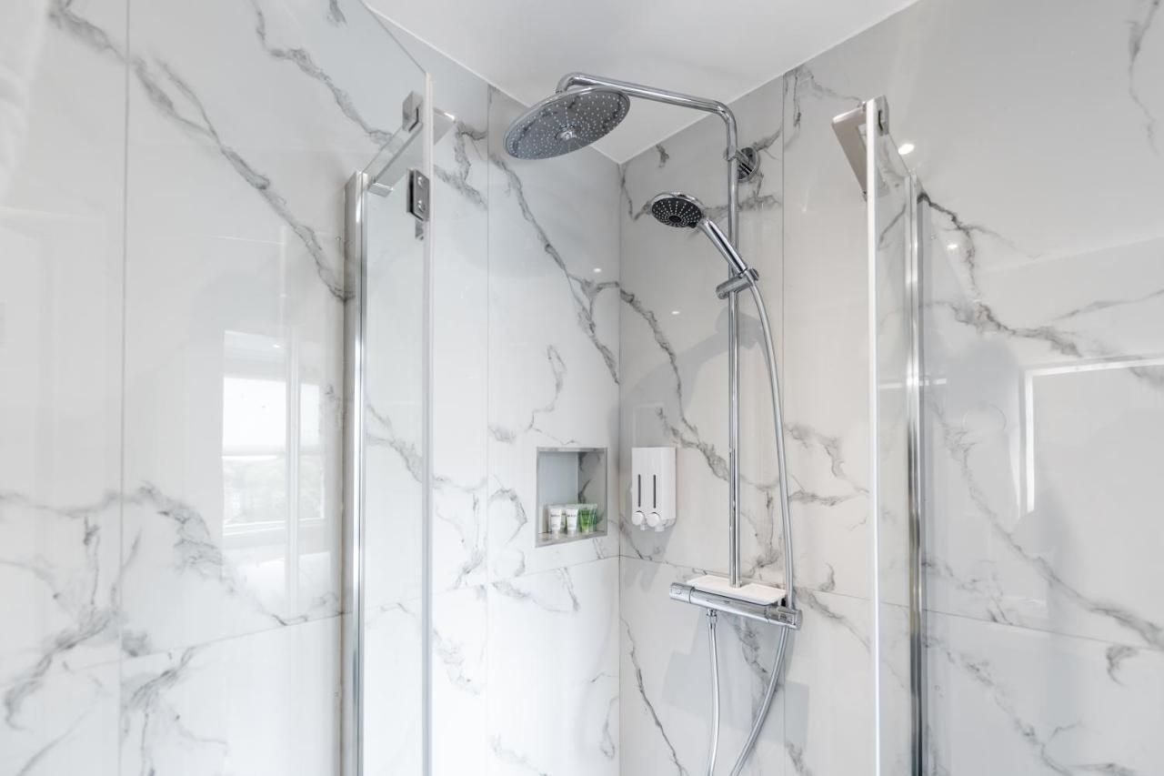 Nox Richmond Aparthotel Richmond  Ngoại thất bức ảnh