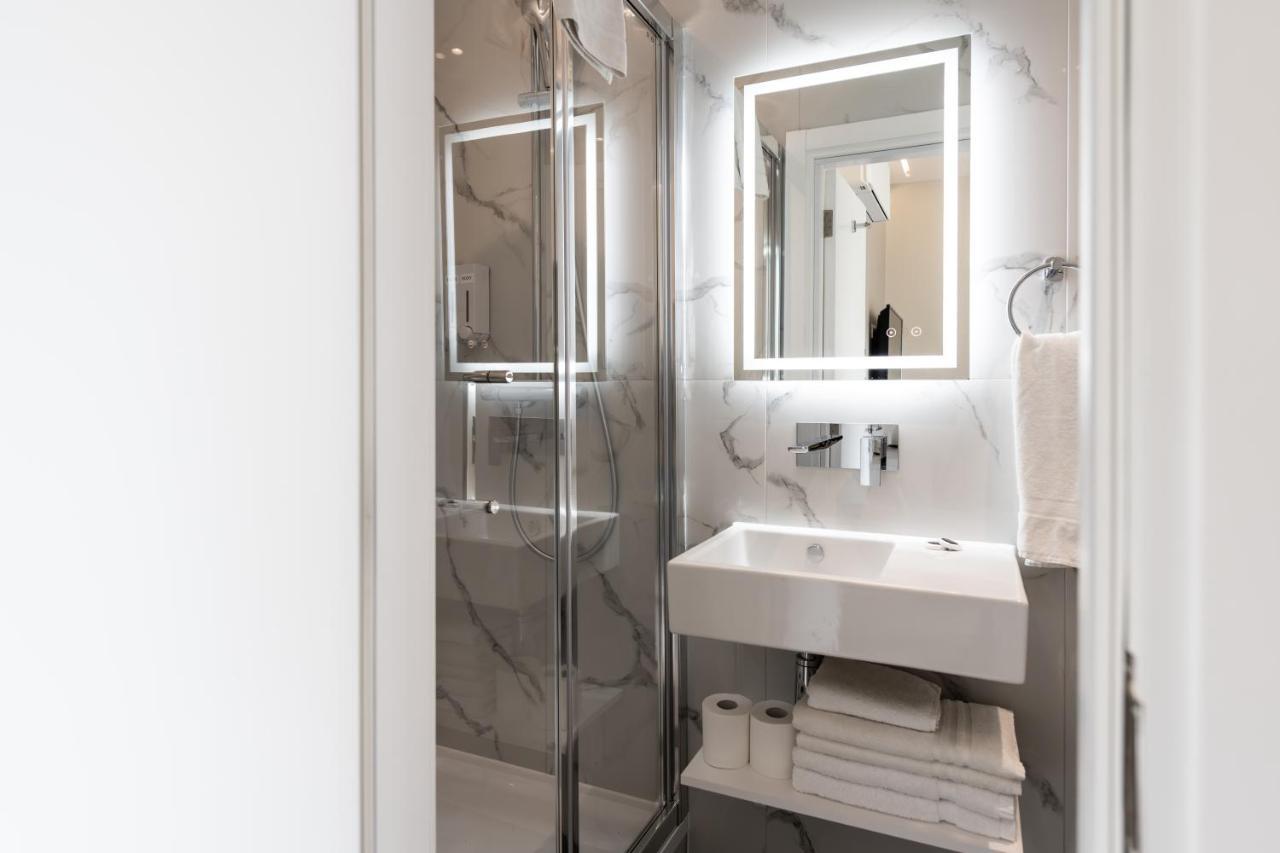 Nox Richmond Aparthotel Richmond  Ngoại thất bức ảnh